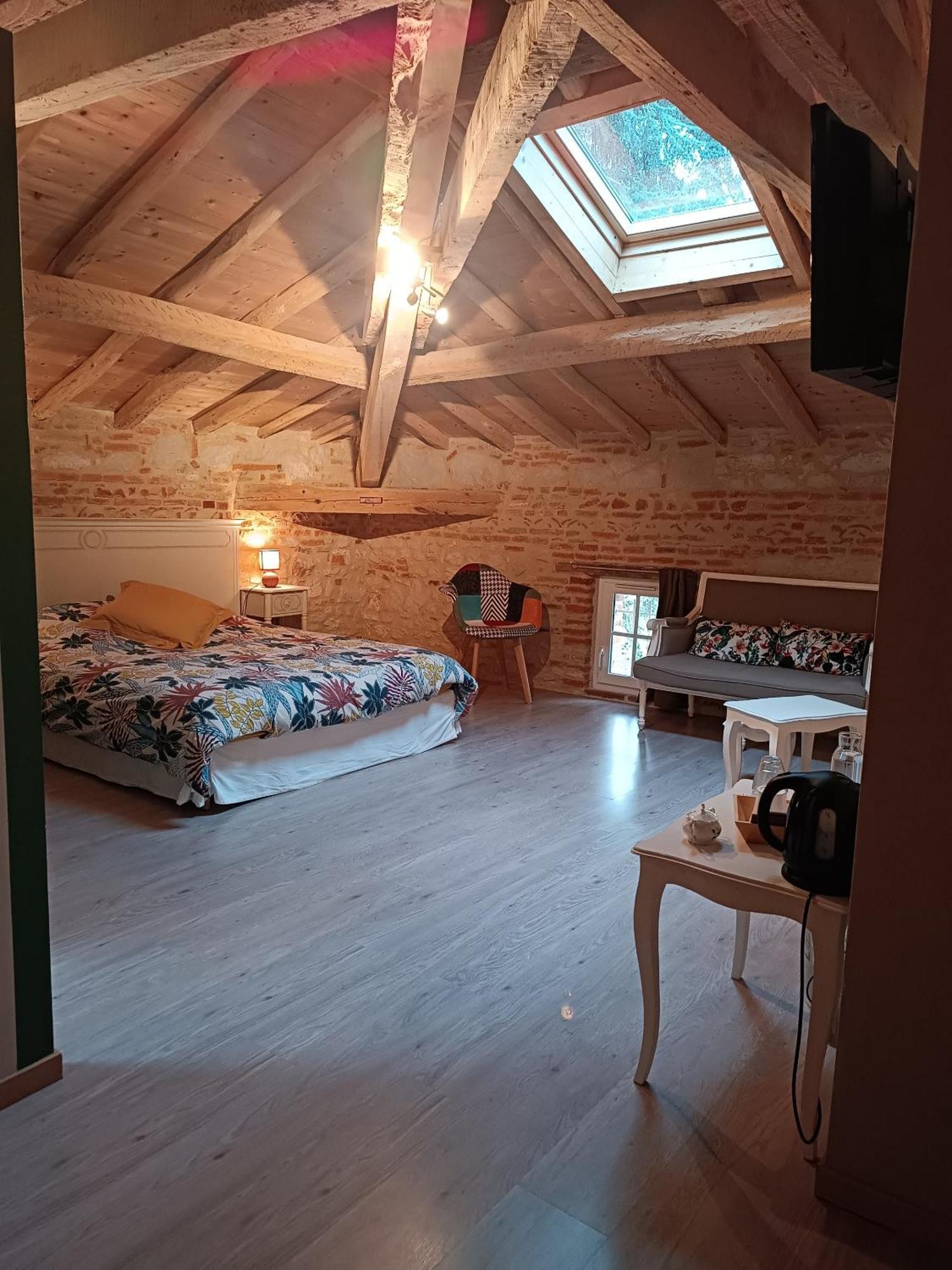 Hotel Le Jardin Des Cedres Lavaur  Habitación foto
