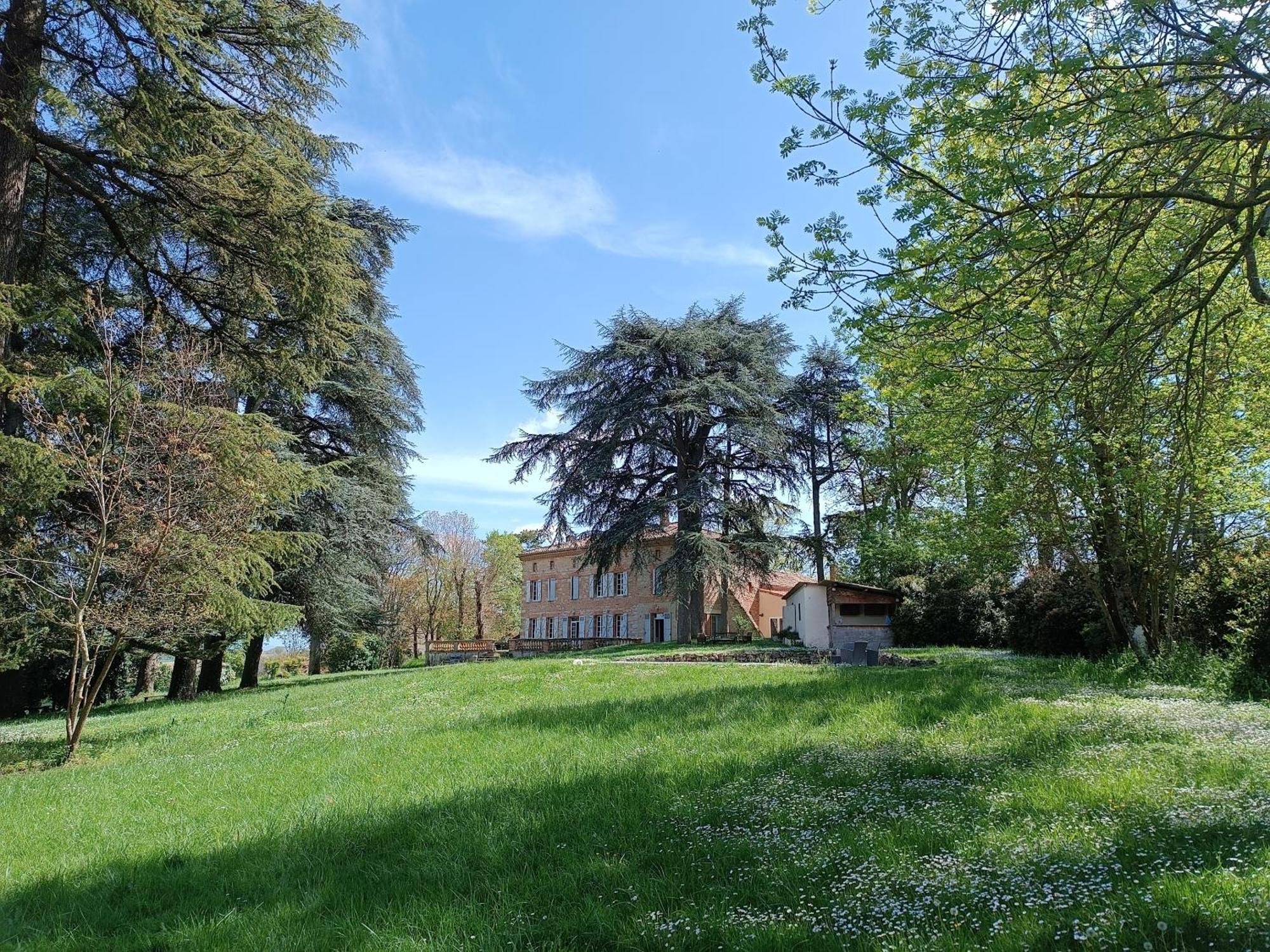 Hotel Le Jardin Des Cedres Lavaur  Exterior foto